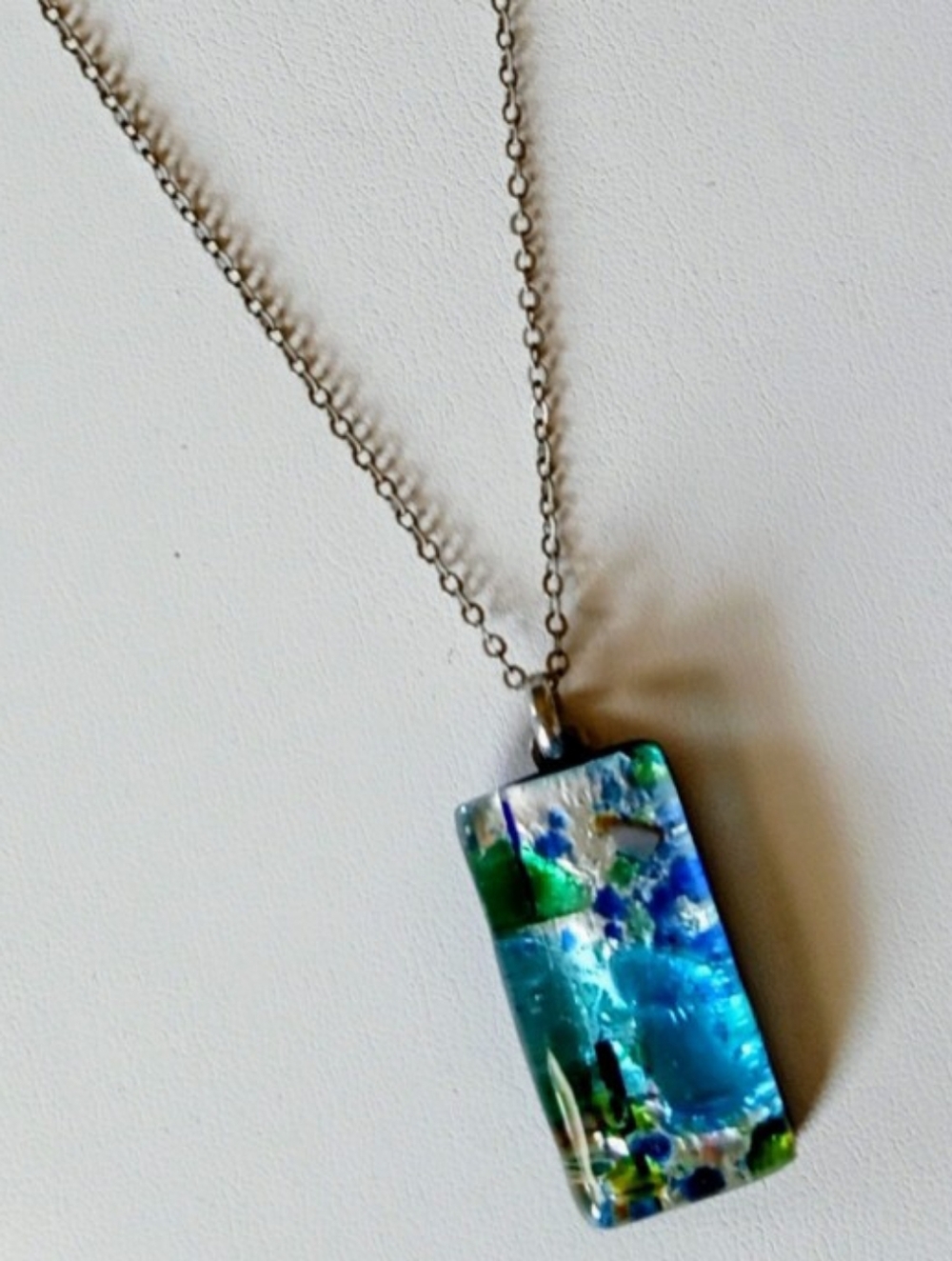 Beautiful 22" Dichroic Murano Fused Glass Blues Green Silvr Chard Pendant Chain